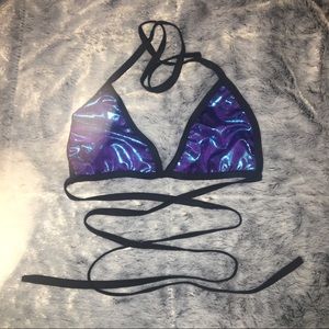 IRIDESCENT MIGENTE WRAP TOP